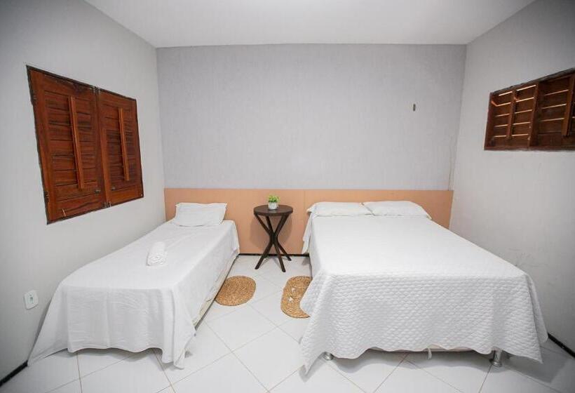 پانسیون Coqueiro Village Flats