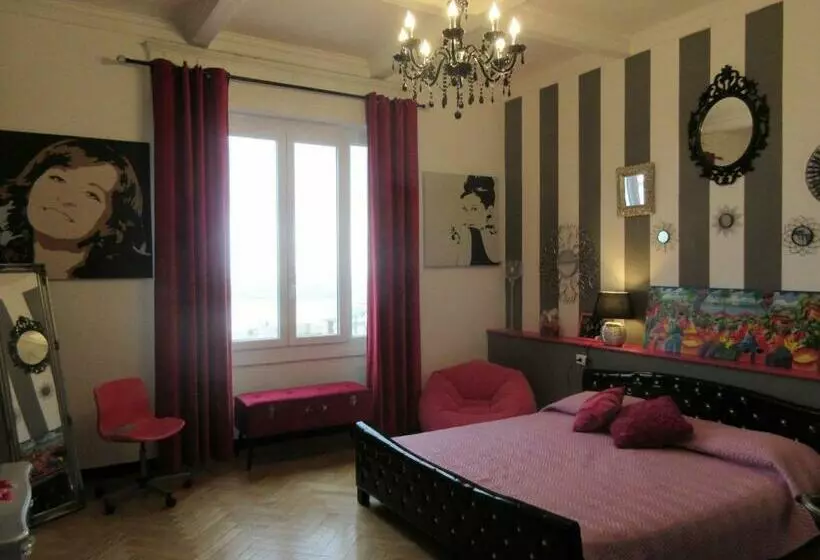پانسیون Doria House 23