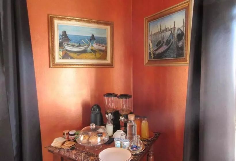 پانسیون Doria House 23