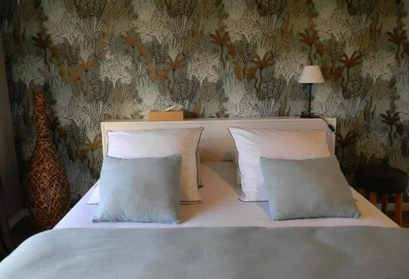 Majatalo Les Jardins Du Cloestro