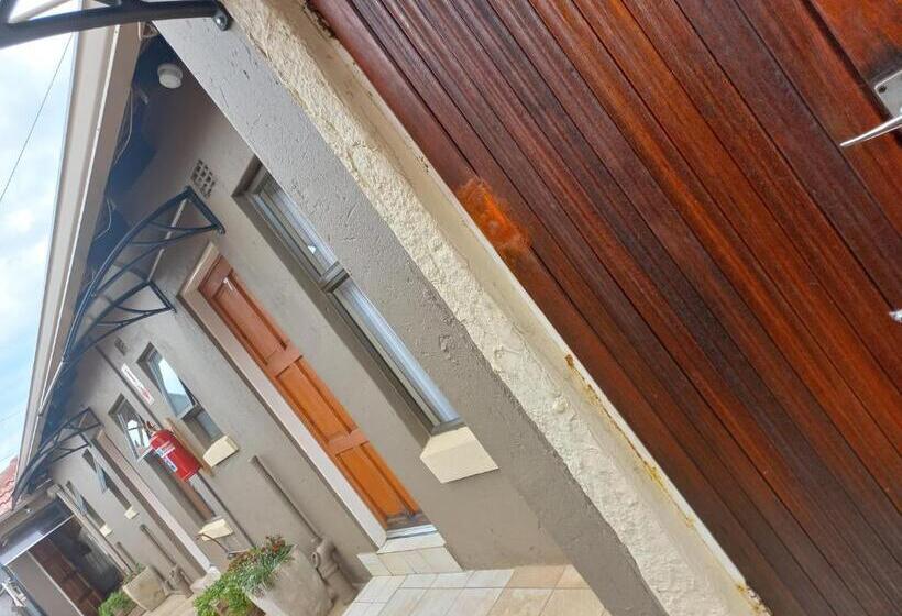 بنسيون Sediba Guest House