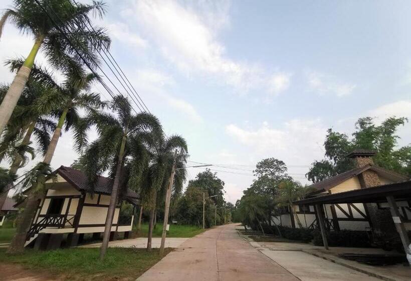 Rs Phong Riverside Resort