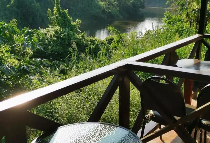 Rs Phong Riverside Resort