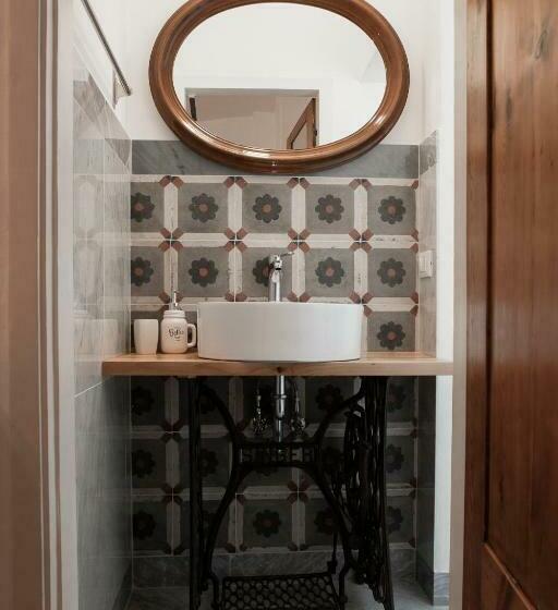 مبيت وإفطار Carrara Bella