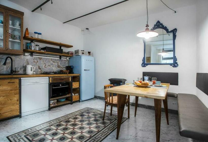 مبيت وإفطار Carrara Bella