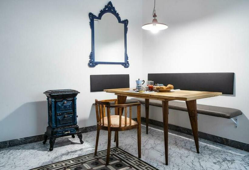 مبيت وإفطار Carrara Bella