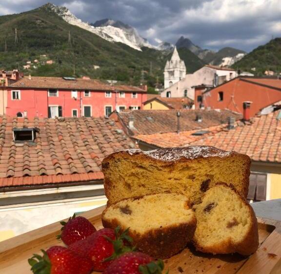 مبيت وإفطار Carrara Bella