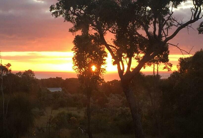 مبيت وإفطار Eagle Bay House