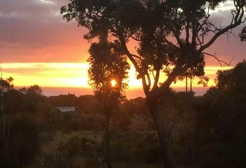 ベッドアンドブレックファースト Eagle Bay House