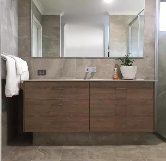 ベッドアンドブレックファースト Eagle Bay House