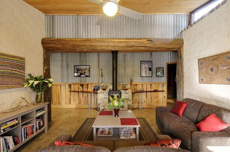 민박 Karma Kinglake