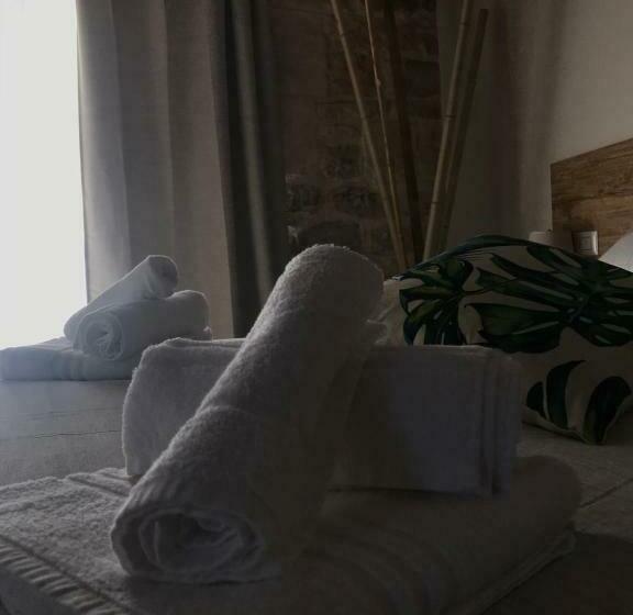 민박 La Volta Rooms Locazione Turistica