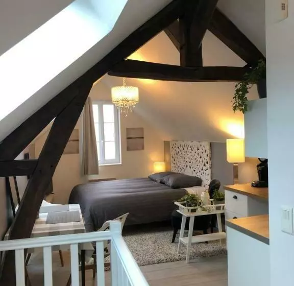 تختخواب و صبحانه Maison Quatre Freres