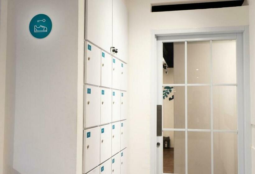 酒店 Bobopod Alun Alun, Bandung