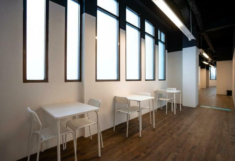 酒店 Bobopod Alun Alun, Bandung