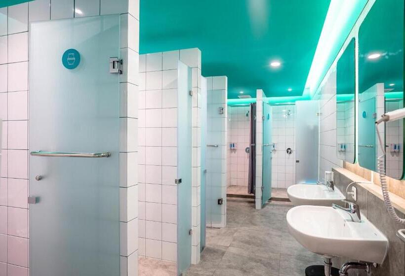 酒店 Bobopod Alun Alun, Bandung