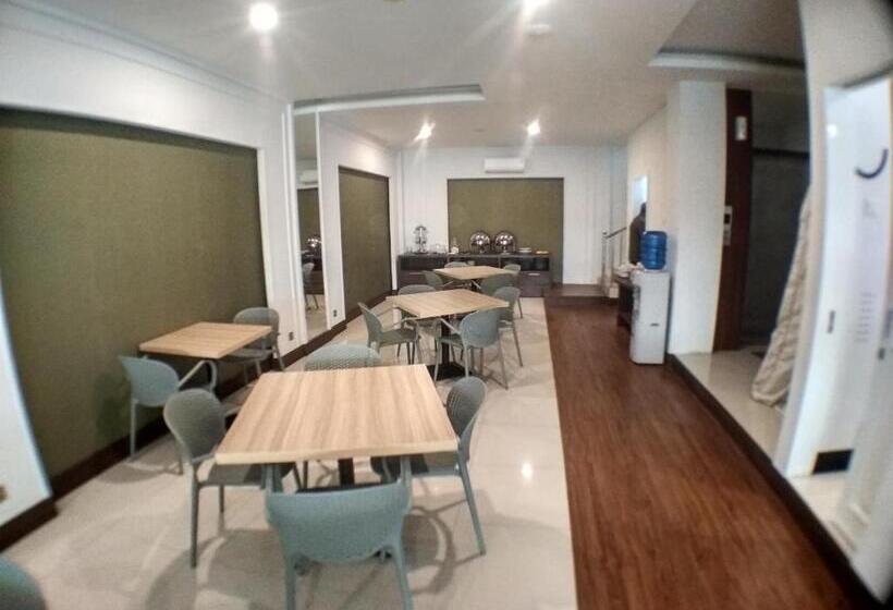 هتل Cordex Oase Pekanbaru