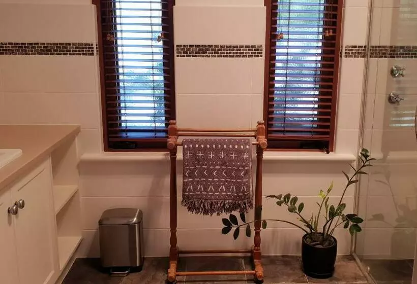 Majatalo Fechner Place Barossa, 1 Bed, 1 Bath & Wine