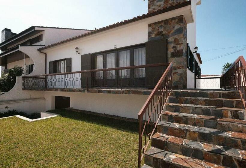 호스텔 Home Of Pilgrims D`apúlia