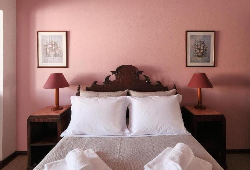 호스텔 Home Of Pilgrims D`apúlia