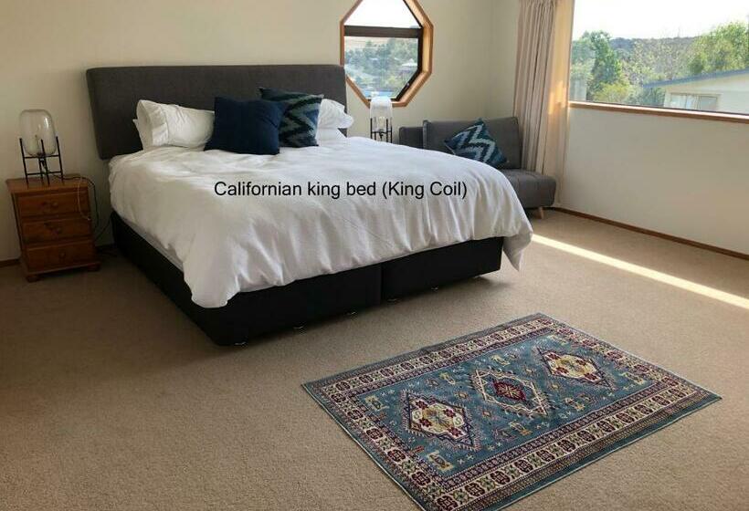 مبيت وإفطار Harbour View Retreat Mangonui