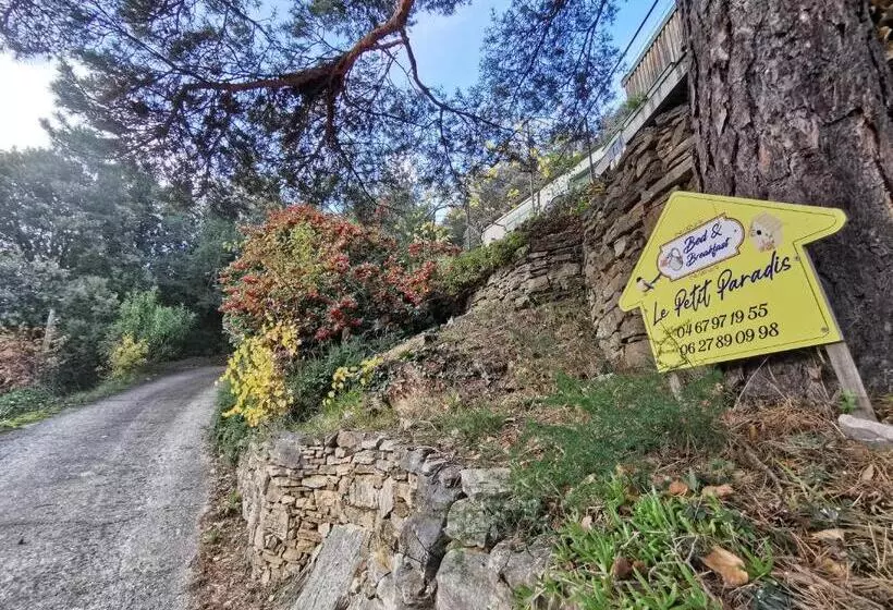 ベッドアンドブレックファースト Le Petit Paradis
