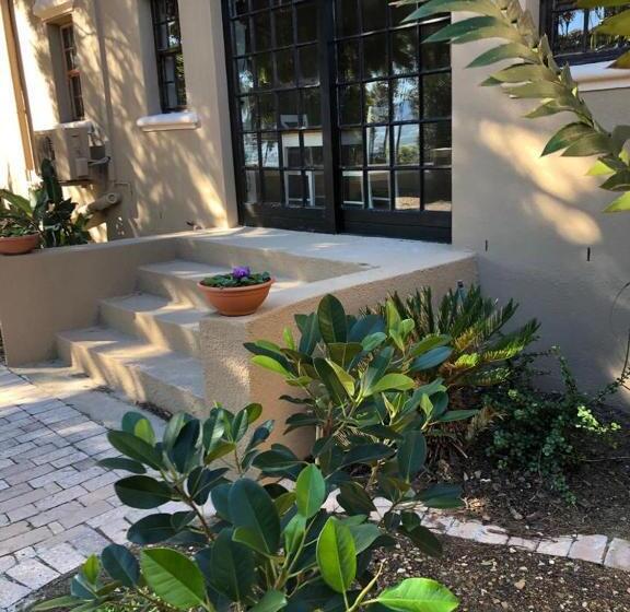 بنسيون Flavours At 34