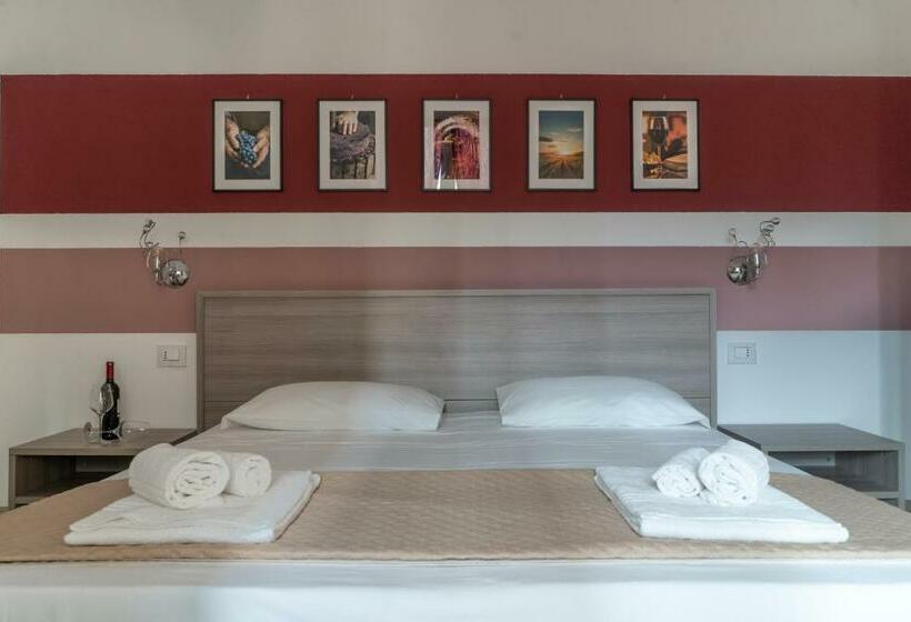 بنسيون Le Stanze Dei Poeti E Del Vino