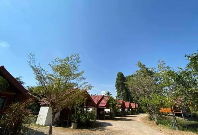 Baan Suan Sukjai Resort