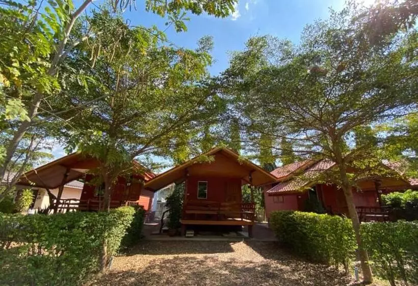 Baan Suan Sukjai Resort