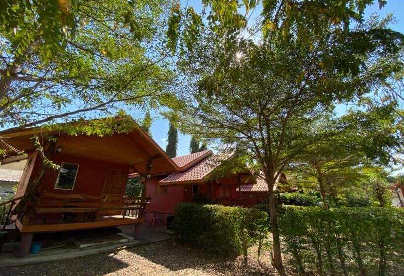 Baan Suan Sukjai Resort