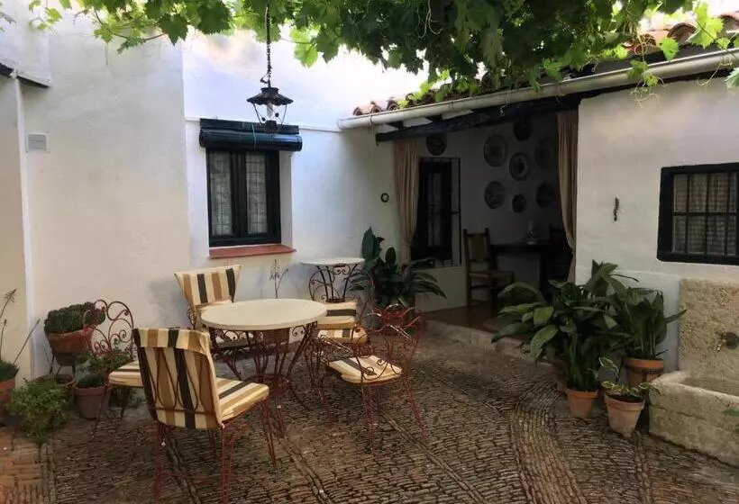 Aamiaismajoitus (B&B) Casa San Roque