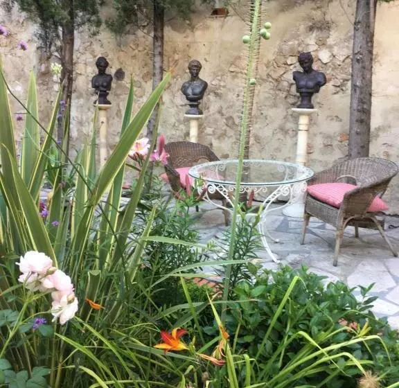 Aamiaismajoitus (B&B) Casa San Roque