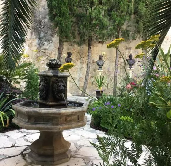 Aamiaismajoitus (B&B) Casa San Roque