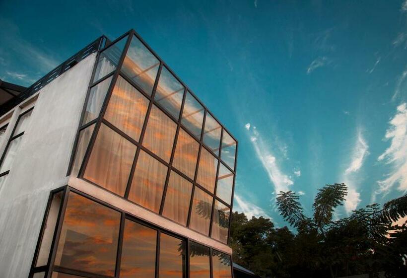 צימר Flores Passport House