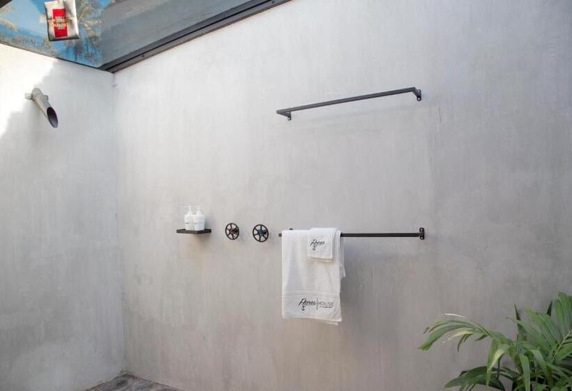 צימר Flores Passport House