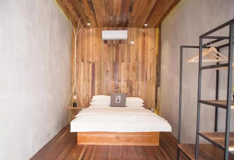 Aamiaismajoitus (B&B) Flores Passport House