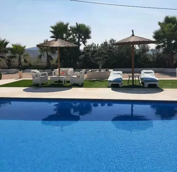 ベッドアンドブレックファースト La Dolce Vita