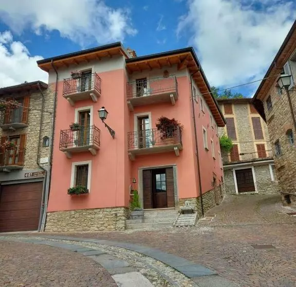 ベッドアンドブレックファースト La Montadaria