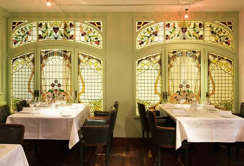 Hotelli Taverne Zum Kreuz