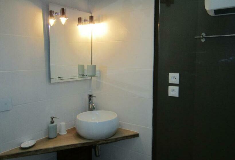 ペンション Ferme Gribeshaoutes Maison D Hotes