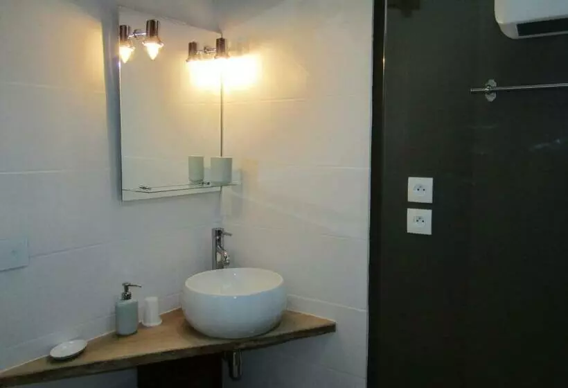 ペンション Ferme Gribeshaoutes Maison D Hotes