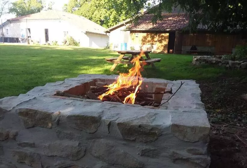 ペンション Ferme Gribeshaoutes Maison D Hotes