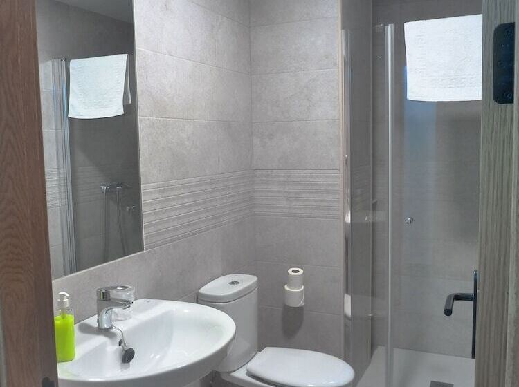 ペンション Hostal Casa Fermina  A 2 Horas De Las Pistas De Esquí