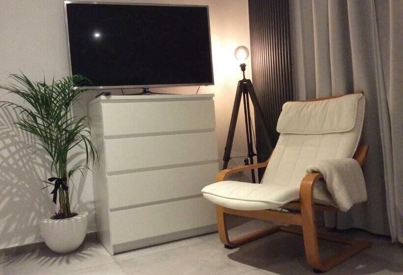 پانسیون Studio Tout Neuf. Court Séjour, Loisirs, Professionnel