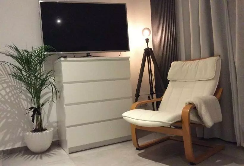 Majatalo Studio Tout Neuf. Court Séjour, Loisirs, Professionnel