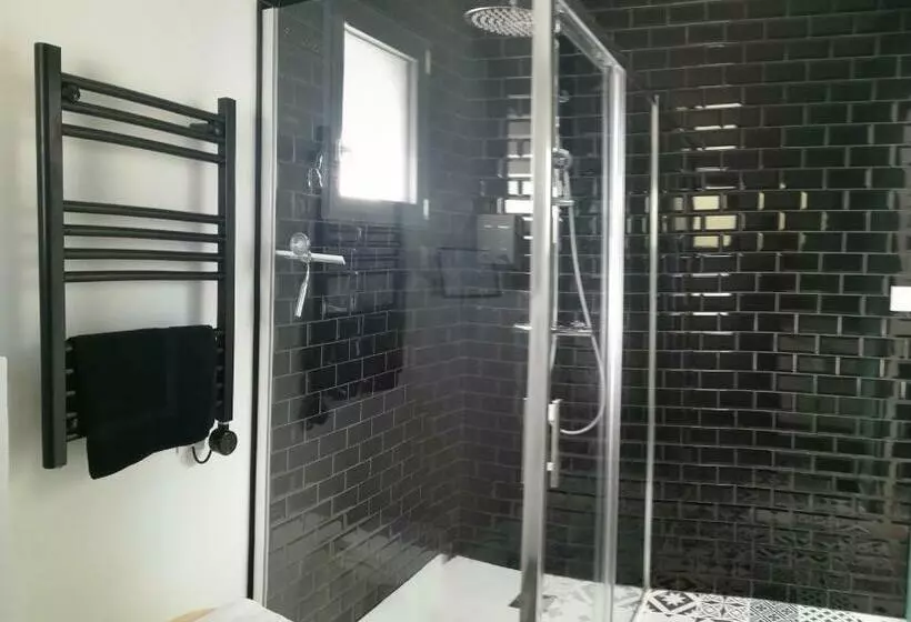 پانسیون Villa Moya, Dependance Privée Piscine & Spa