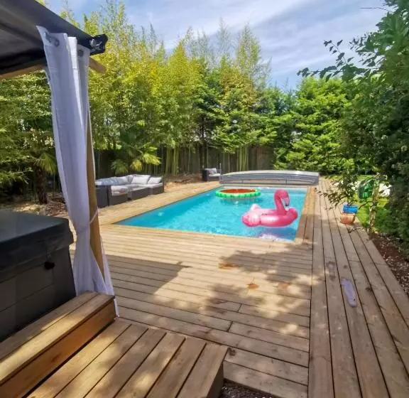 پانسیون Villa Moya, Dependance Privée Piscine & Spa