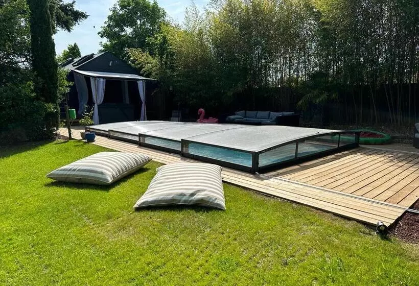 پانسیون Villa Moya, Dependance Privée Piscine & Spa