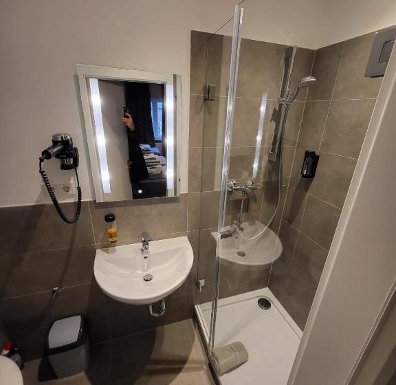 Liro Hotel Pension Haus Andrea